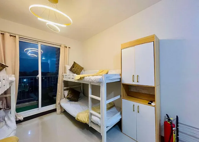 329 Elegant Unit Good For 4 Person Lapu-Lapu City